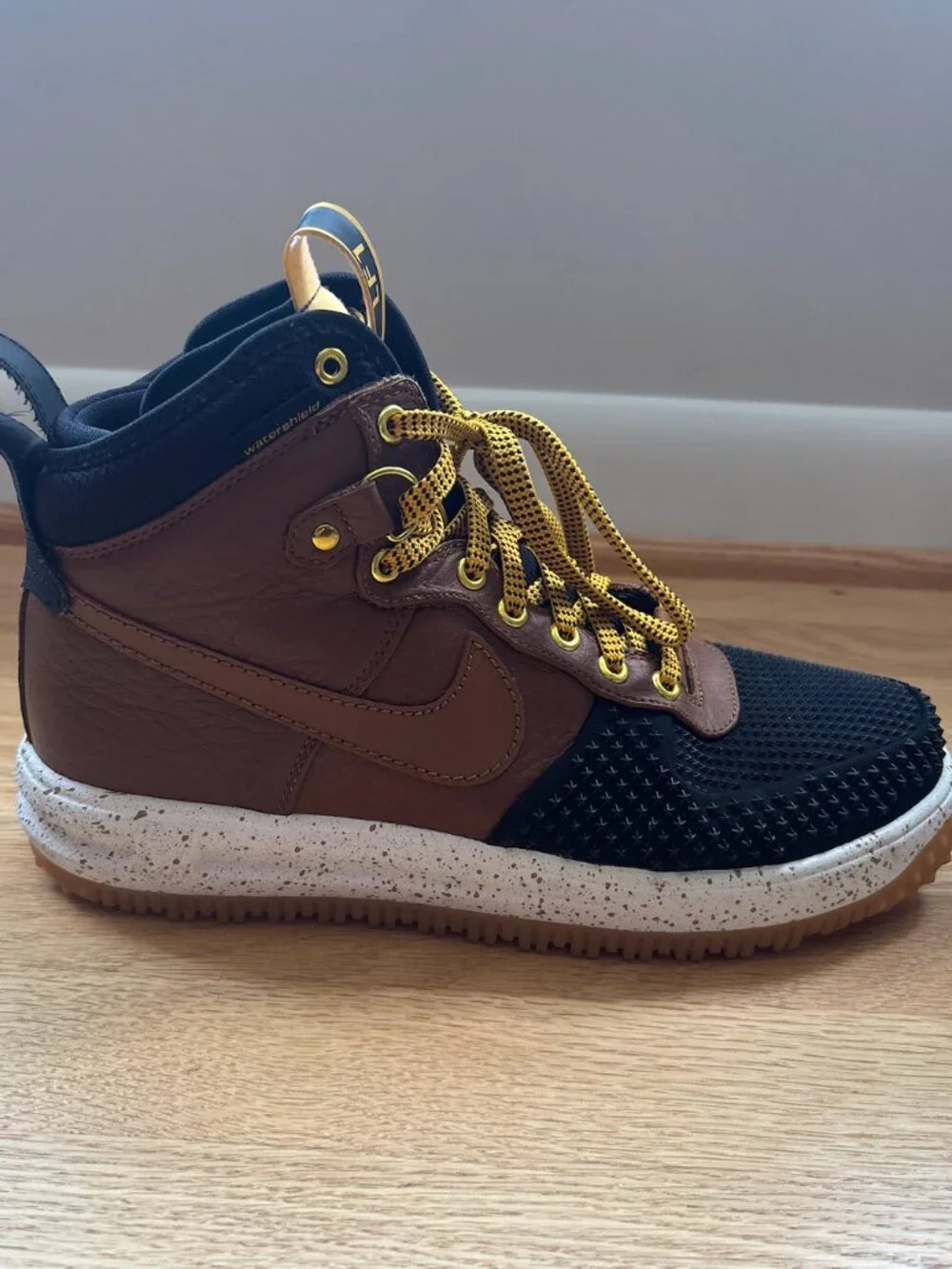 Nike Lunar Force